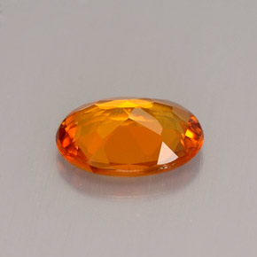 1,23 ctw natürlicher orangefarbener Clinohumit, Oval Schliff, VS