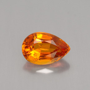 1,03 ctw natürlicher orangefarbener Clinohumit, Birnenform, VS-SI