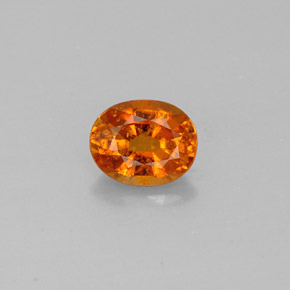 0,92 ctw natürlicher orangefarbener Clinohumit, Oval Schliff, SI