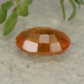 1,14 ctw natürlicher orangefarbener Clinohumit, Oval Schliff, VS-SI