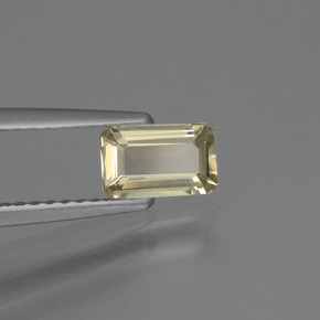 9,17 ctw natürlicher Sehr helles Gelb Farbwechselnder Diaspor, Smaragdschliff, VVS-VS