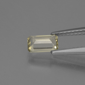 9,17 ctw natürlicher Sehr helles Gelb Farbwechselnder Diaspor, Smaragdschliff, VVS-VS