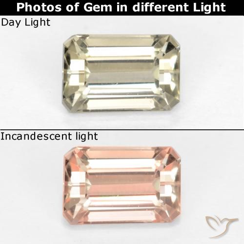 0.95ct Natürlicher Sehr blasses Gelb Farbwechselnder Diaspor, Smaragdschliff, VVS-VS