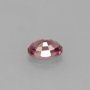 0,61 ctw natürlicher mehrfarbiger Farbwechsel-Granat, Oval Schliff, VS