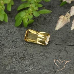 9,17 ctw natürlicher gold-gelb Farbwechselnder Granat, Oktagonschliff, VVS-VS