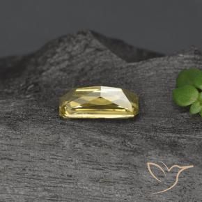 9,17 ctw natürlicher gold-gelb Farbwechselnder Granat, Oktagonschliff, VVS-VS