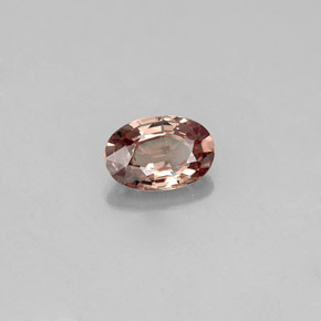 0,61 ctw natürlicher color-change Farbwechsel-Granat, Oval Schliff, VVS-VS