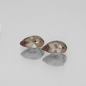 1,18 ct natürliche mehrfarbiger Farbwechsel-Granat-Edelsteine, Birnenform, VVS-VS