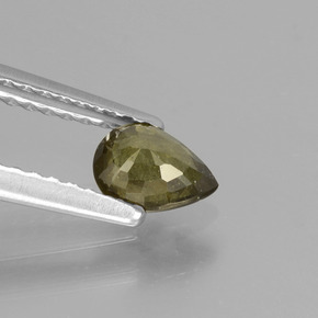 0,50 ctw natürlicher mehrfarbiger Farbwechsel-Granat, Birnenform, VS