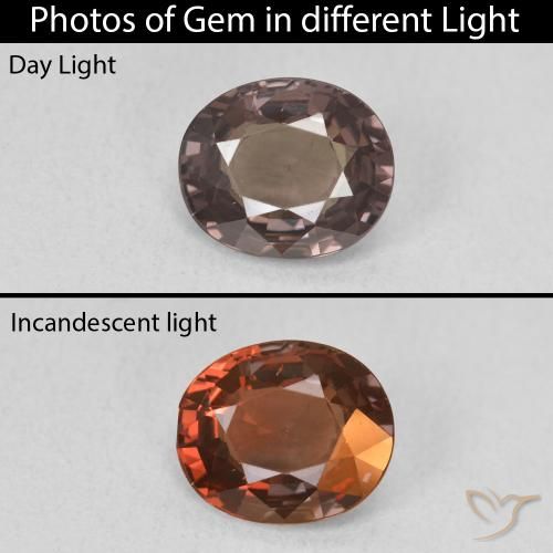 1.76ct Natürlicher Mittelhellbraun Farbwechselnder Granat, Oval, VVS-VS