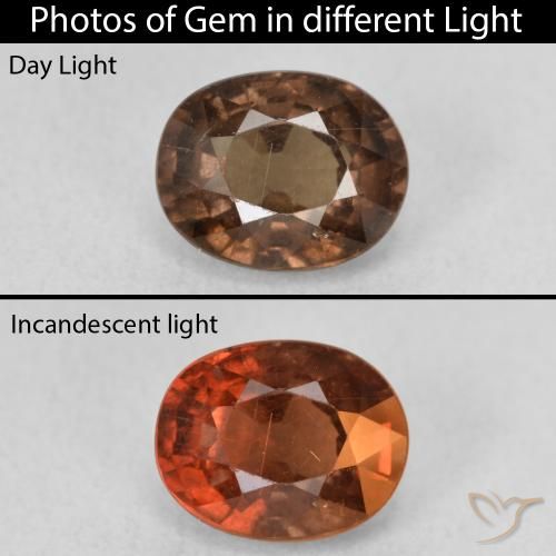 1.89ct Natürlicher dunkelbraun Farbwechselnder Granat, Oval, VS