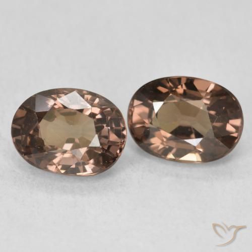 2.84 ct natürliche Mittelhellbraun Farbwechselnder Granat-Edelsteine, Oval, VVS-VS
