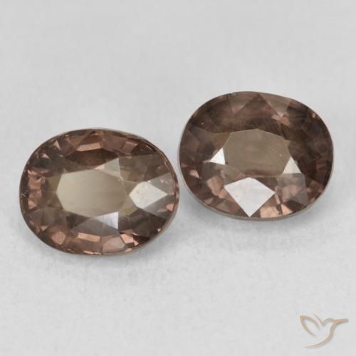2.74 ct natürliche Mittelhellbraun Farbwechselnder Granat-Edelsteine, Oval, VS