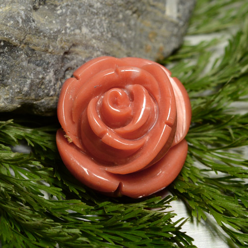 9,17 ctw natürlicher Mittelrosa Koralle, Ausgefallene Form, Lichtundurchlässig