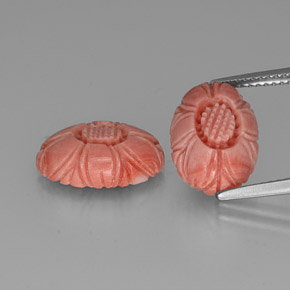 7,80 ct natürliche roter Koralle-Edelsteine, Blumenschliff, Lichtundurchlässig