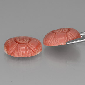 9,33 ct natürliche rosafarbener Koralle-Edelsteine, Blumenschliff, Lichtundurchlässig