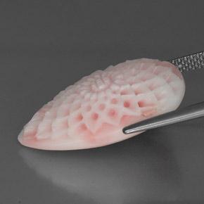 9,17 ctw natürlicher Pink Koralle, Ausgefallene Form, Lichtundurchlässig