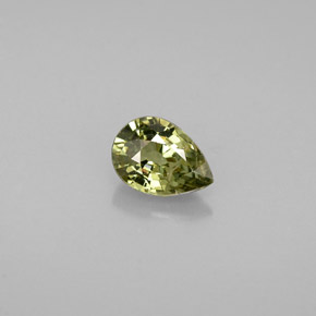 0,57 ctw natürlicher grüner Demantoid, Birnenform, VS