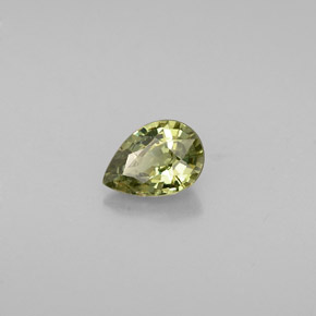 0,57 ctw natürlicher grüner Demantoid, Birnenform, VS