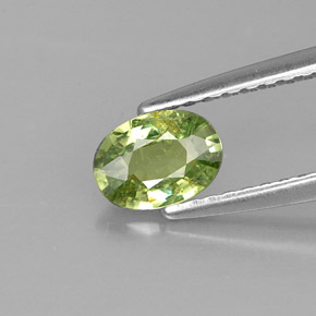 0,54 ctw natürlicher grüner Demantoid, Oval Schliff, VS-SI