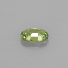 0,54 ctw natürlicher grüner Demantoid, Oval Schliff, VS-SI