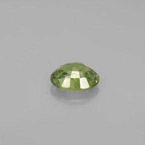 0,66 ctw natürlicher grüner Demantoid, Oval Schliff, VS-SI