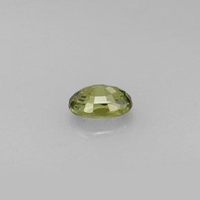 0,67 ctw natürlicher grüner Demantoid, Oval Schliff, VS