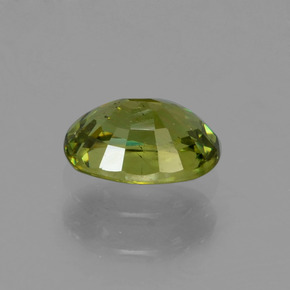 0,67 ctw natürlicher grüner Demantoid, Oval Schliff, VS-SI