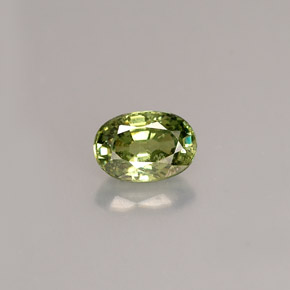 0,68 ctw natürlicher grüner Demantoid, Oval Schliff, VS-SI