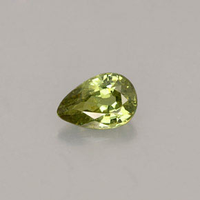 0,49 ctw natürlicher grüner Demantoid, Birnenform, VS