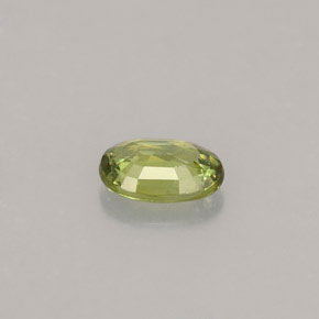 0,45 ctw natürlicher grüner Demantoid, Oval Schliff, VVS-VS