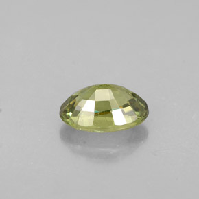 0,63 ctw natürlicher grüner Demantoid, Oval Schliff, VVS-VS