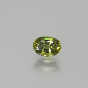 0,71 ctw natürlicher grüner Demantoid, Oval Schliff, VVS-VS