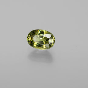 0,72 ctw natürlicher grüner Demantoid, Oval Schliff, VVS-VS