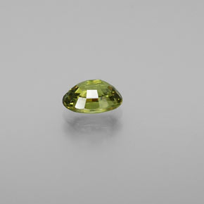 0,72 ctw natürlicher grüner Demantoid, Oval Schliff, VVS-VS