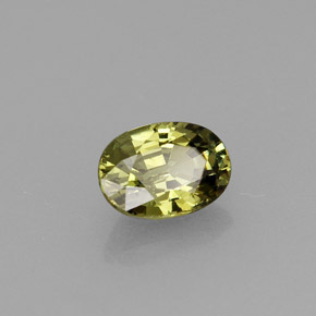 0,70 ctw natürlicher grüner Demantoid, Oval Schliff, VVS-VS