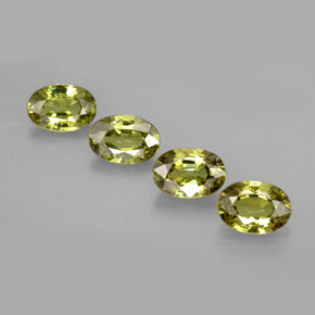 2,45 ct natürliche grüner Demantoid-Edelsteine, Oval Schliff, VVS-VS