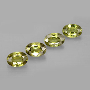 2,45 ct natürliche grüner Demantoid-Edelsteine, Oval Schliff, VVS-VS