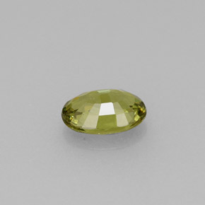 0,57 ctw natürlicher grüner Demantoid, Oval Schliff, VVS-VS