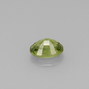 0,67 ctw natürlicher grüner Demantoid, Oval Schliff, VS
