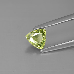 0,56 ctw natürlicher grüner Demantoid, Trillion, VS
