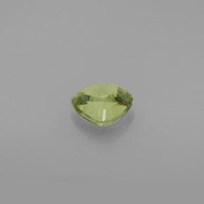 0,68 ctw natürlicher grüner Demantoid, Trillion, VVS-VS