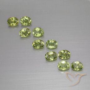 2.37 ct natürliche Mittelgrün Demantoider Granat-Edelsteine, Oval, VS