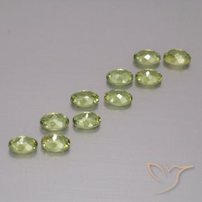 2.09 ct natürliche Warmes Erdgrün Demantoider Granat-Edelsteine, Oval, VS