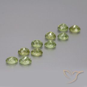 2.65 ct natürliche Warmes Erdgrün Demantoider Granat-Edelsteine, Oval, VS