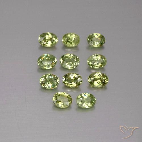 1.83ctw Natürlicher Olivgrün Demantoider Granat, Oval, VS