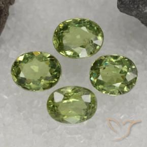 1.81 ct natürliche tiefgrün Demantoider Granat-Edelsteine, Oval, VS