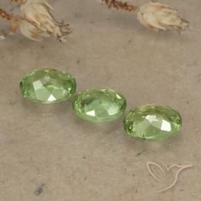 0.82 ct natürliche limettengrün Demantoider Granat-Edelsteine, Oval, VS-SI