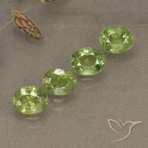 2.04 ct natürliche Leichtes lebendiges Grün Demantoider Granat-Edelsteine, Oval, VS-SI