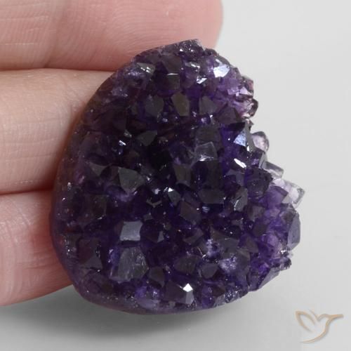 73,57 ctw natürlicher violetter Amethystdruse, Fantasieschliff, Lichtundurchlässig